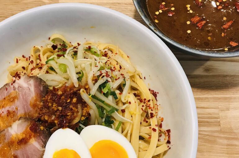 とても辛いみそつけ麵